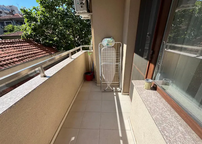 Апартаменты Ideal Center By The Park - Walk To Kapana *